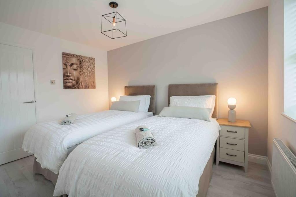 Stunning Abode 5 Min From Nec & Bhx, Pets Allowed Marston Green Экстерьер фото