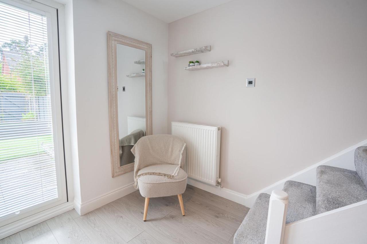 Stunning Abode 5 Min From Nec & Bhx, Pets Allowed Marston Green Экстерьер фото